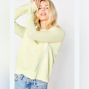 Lisa Todd power Stitch Embroidered Thermal Long Sleeve Tee Top yellow textured M